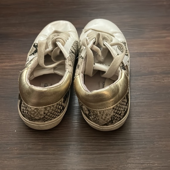 Steve Madden All Star Sneakers - Size 8.5 - Picture 5 of 7